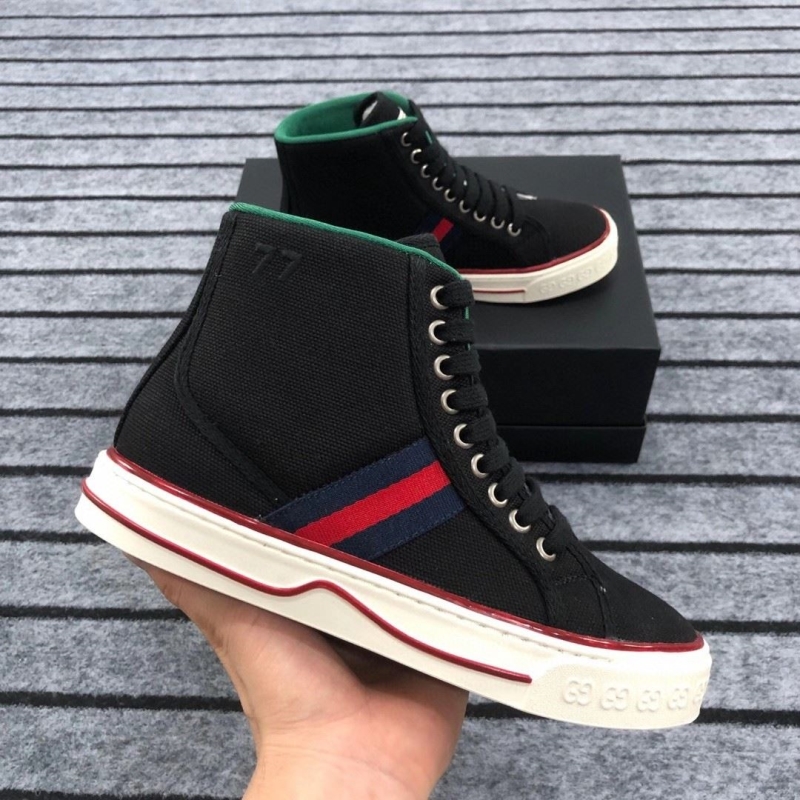 Gucci Casual Shoes